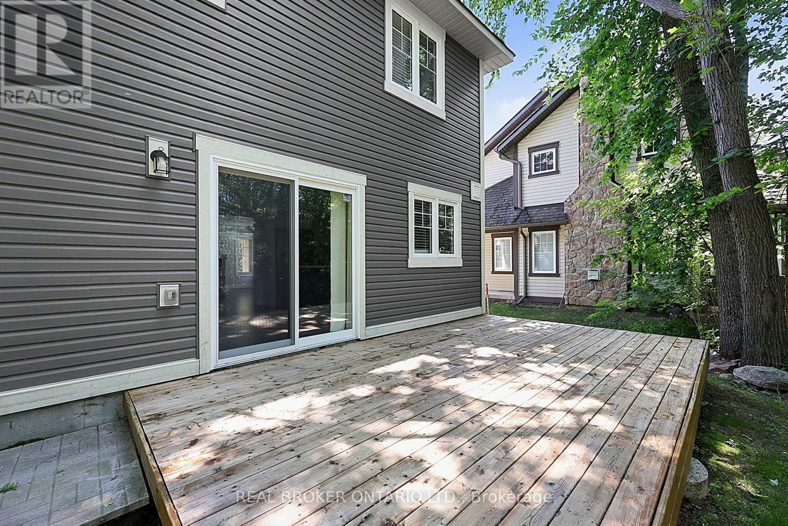 16 Country Trail, Georgian Bay, Ontario  L0K 1S0 - Photo 22 - X12988648