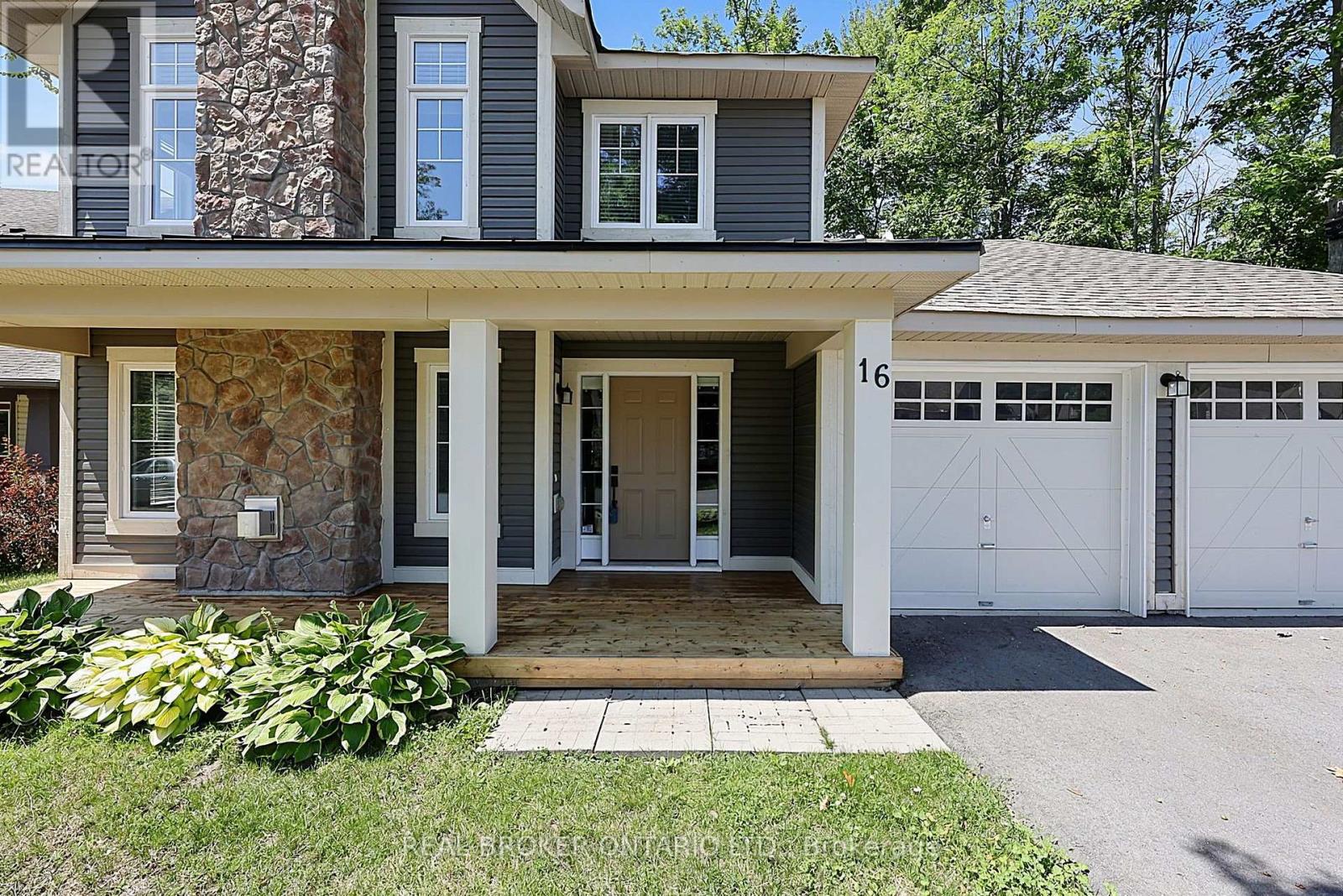 16 Country Trail, Georgian Bay, Ontario  L0K 1S0 - Photo 2 - X12988648