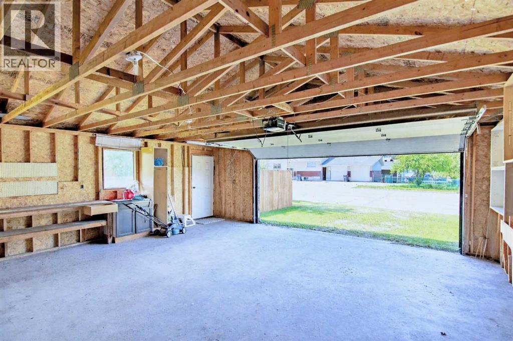 5120 53 Avenue, Ponoka, Alberta  T4J 1H1 - Photo 20 - A2285140