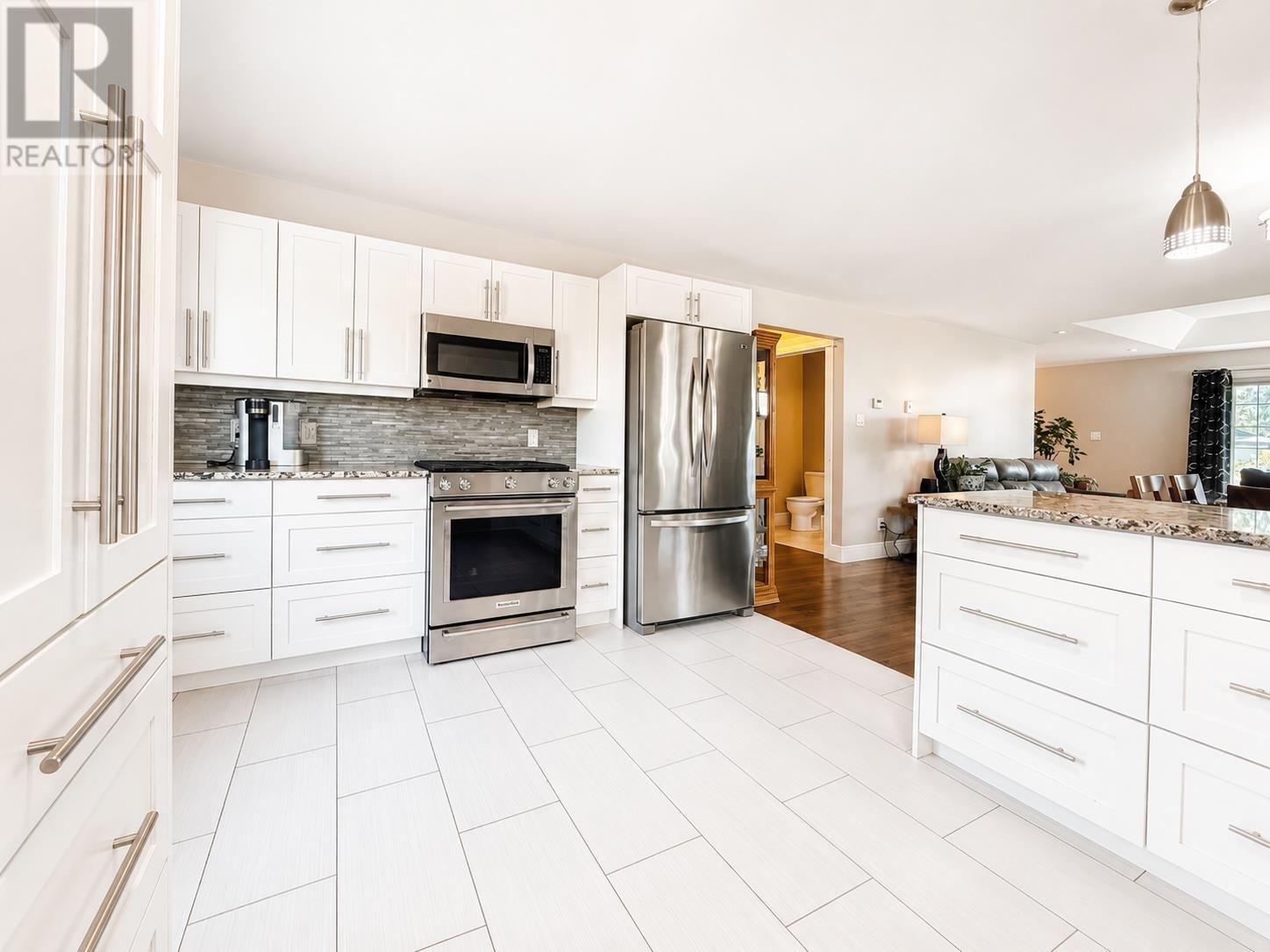 287 Cougar Cres, Thunder Bay, Ontario  P7C 0B1 - Photo 13 - TB2601946