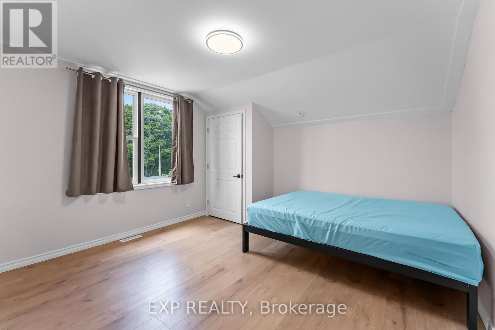Upper - 4124 Terrace Avenue W, Niagara Falls, Ontario  L2E 3J3 - Photo 15 - X13603650