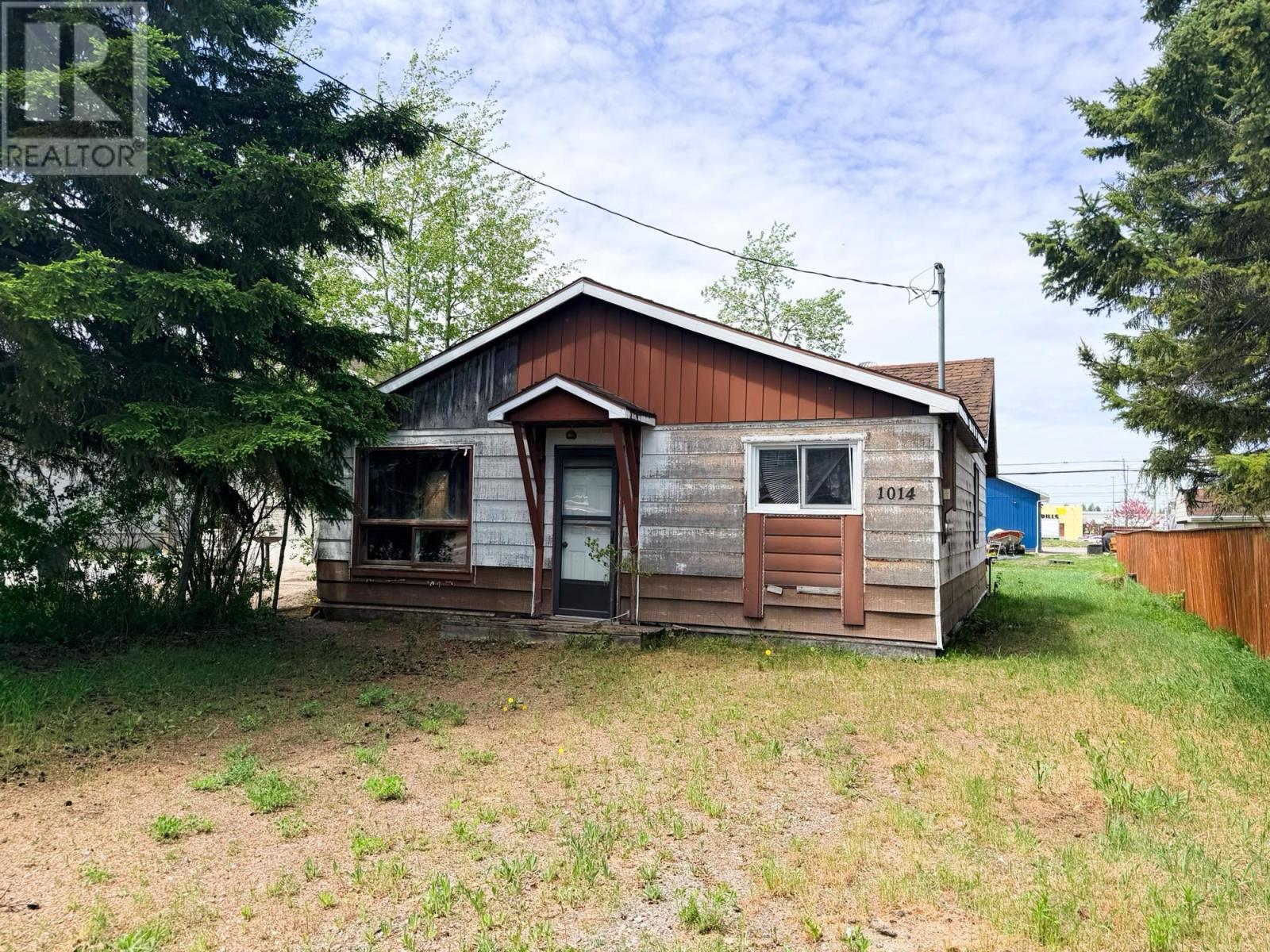 1014 First ST E, Geraldton, Ontario