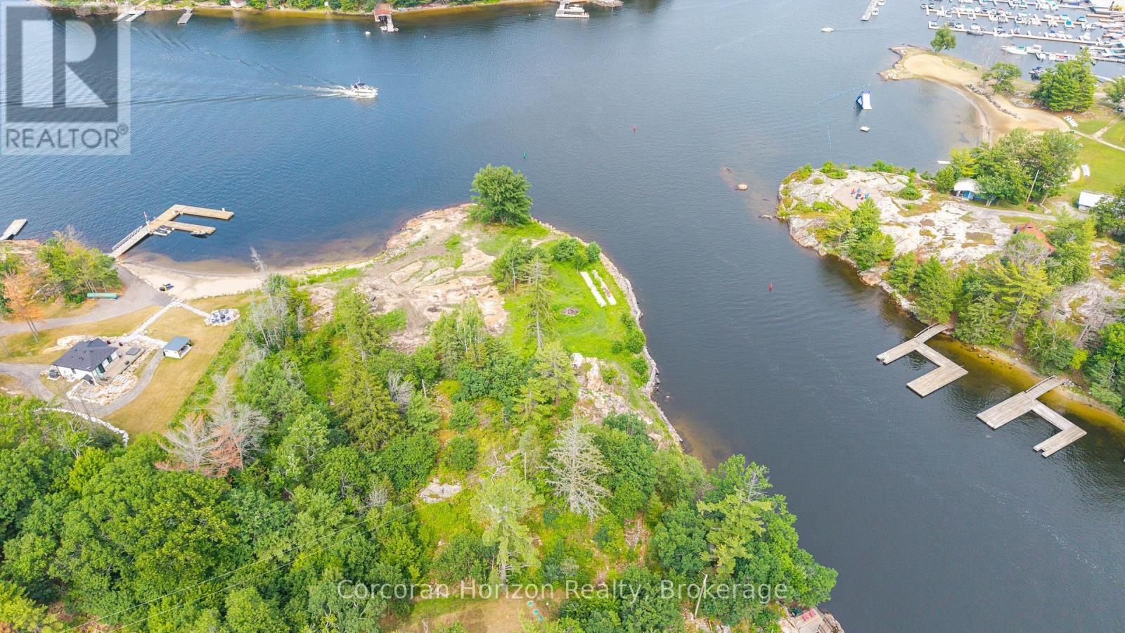 16 Island 810/royal Island, Georgian Bay, Ontario  P0E 1E0 - Photo 1 - X13603704
