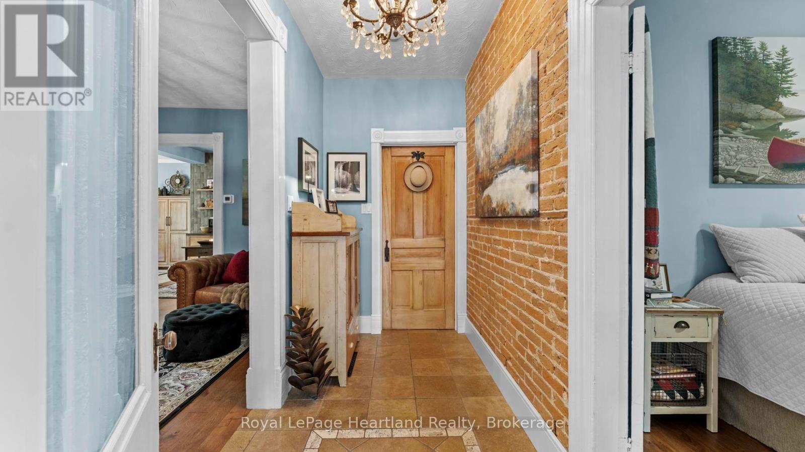 18 St.vincent Street, Goderich, Ontario  N7A 2M6 - Photo 6 - X13603758