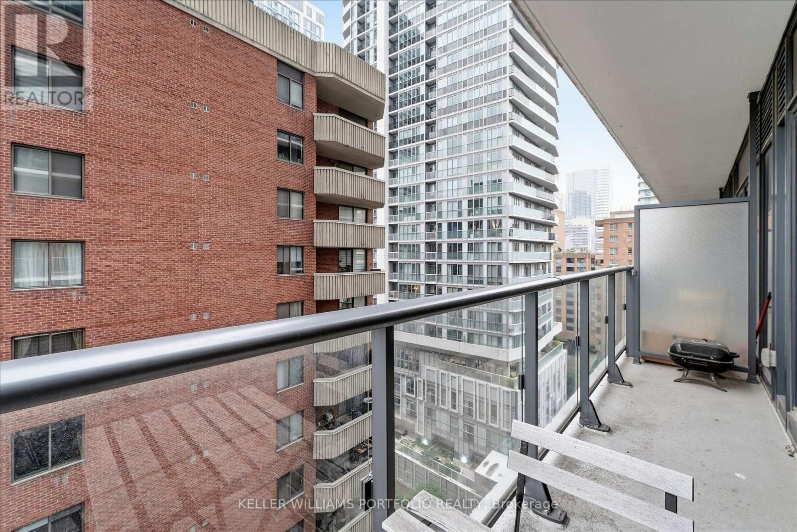1005 - 159 Dundas Street E, Toronto, Ontario  M5B 0A9 - Photo 27 - C13603596