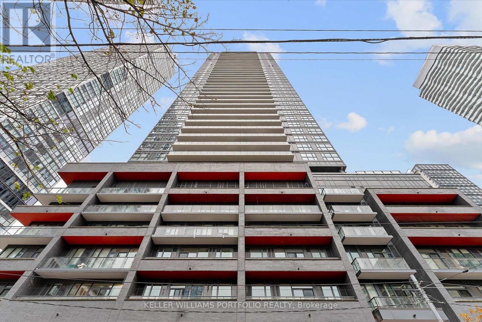 1005 - 159 Dundas Street E, Toronto, Ontario  M5B 0A9 - Photo 3 - C13603596