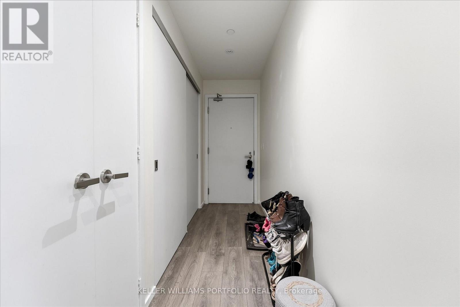 1005 - 159 Dundas Street E, Toronto, Ontario  M5B 0A9 - Photo 8 - C13603596