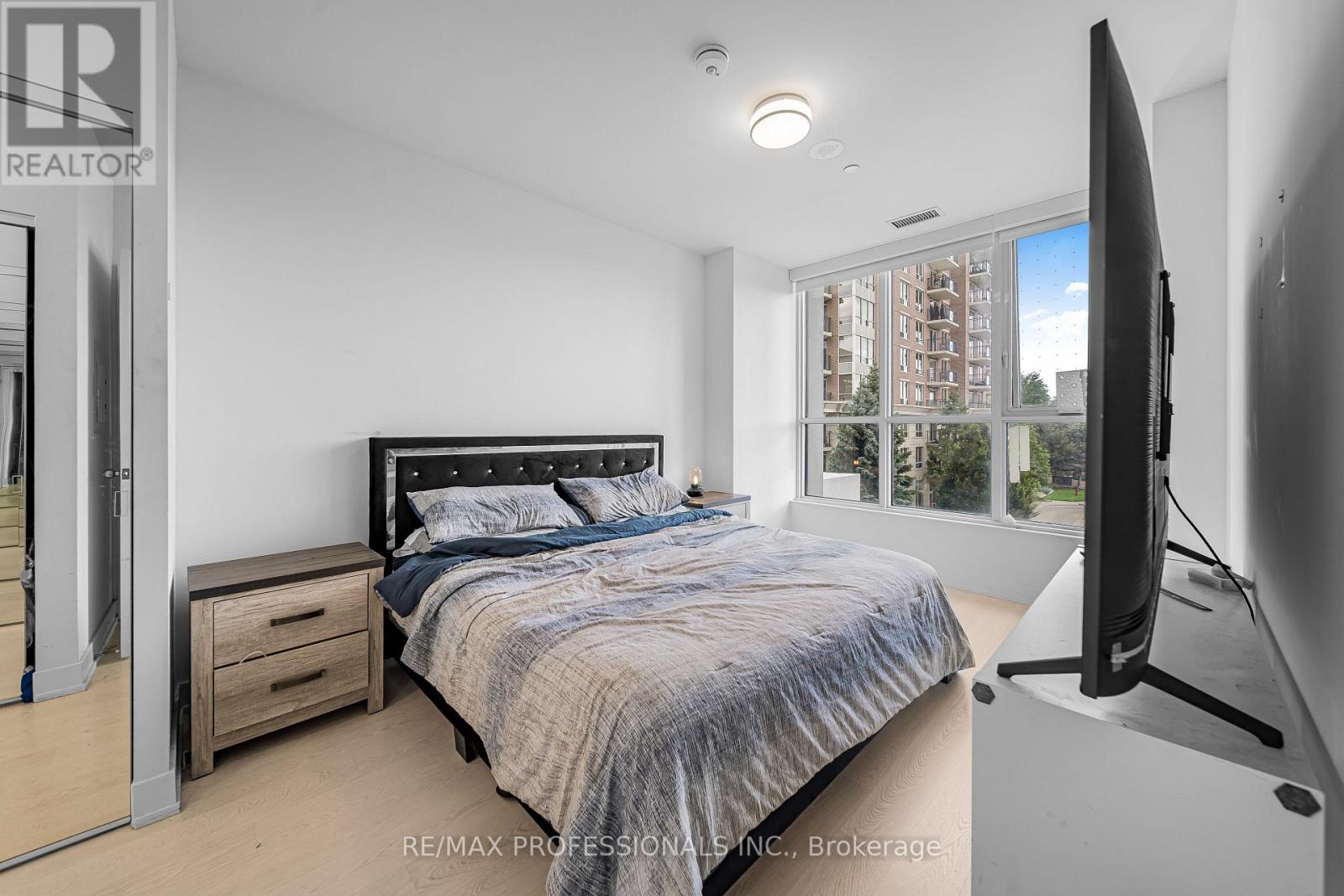407 - 30 Inn The Park Drive, Toronto, Ontario  M3C 0P7 - Photo 15 - C13603806