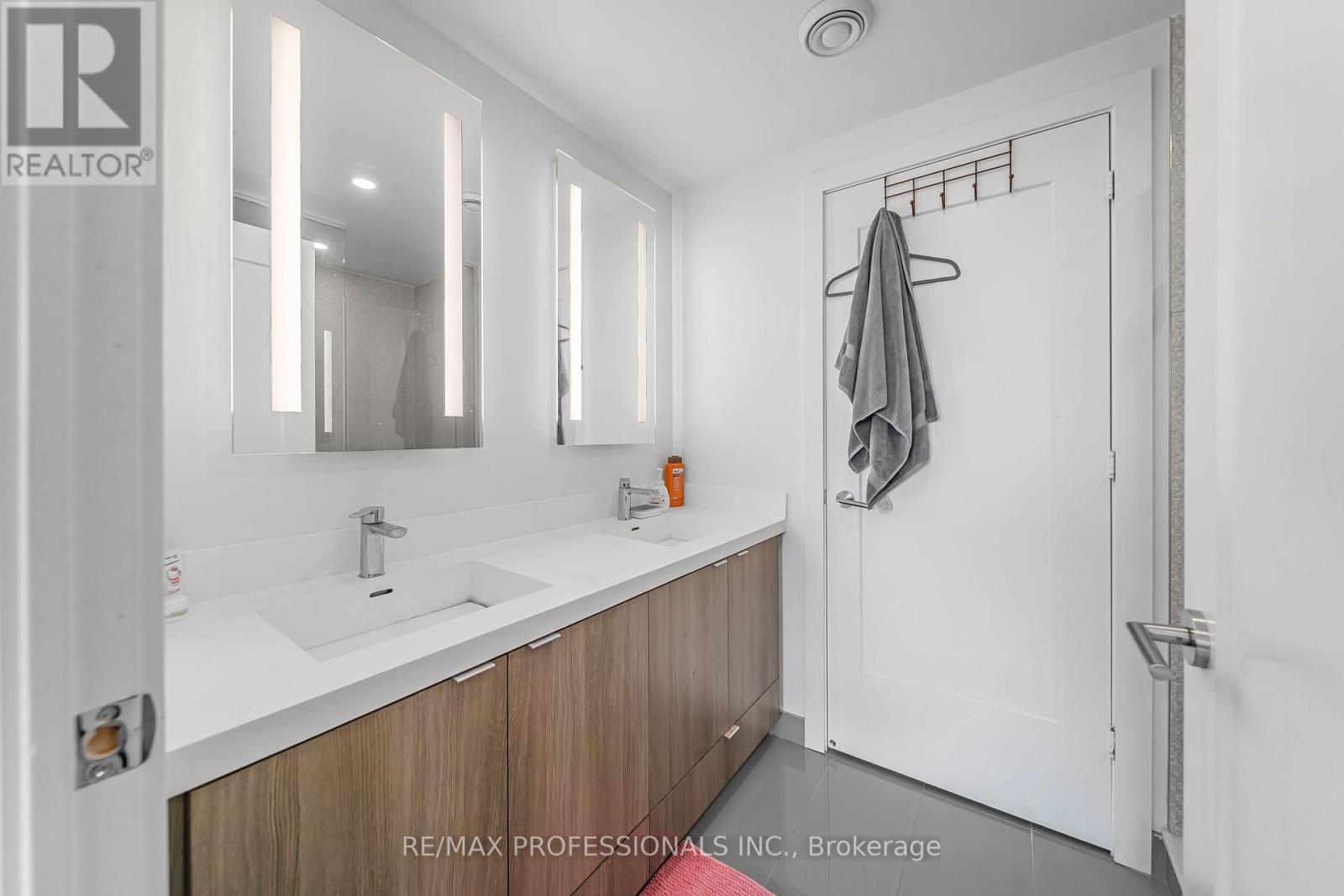 407 - 30 Inn The Park Drive, Toronto, Ontario  M3C 0P7 - Photo 19 - C13603806