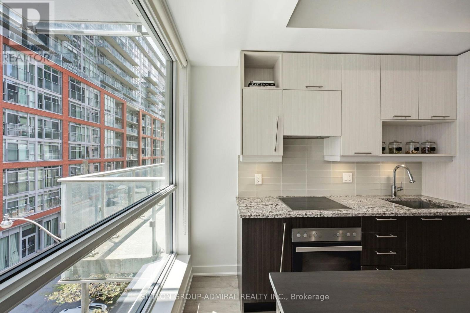 312 - 30 Nelson Street, Toronto, Ontario  M5V 0H5 - Photo 10 - C13603816