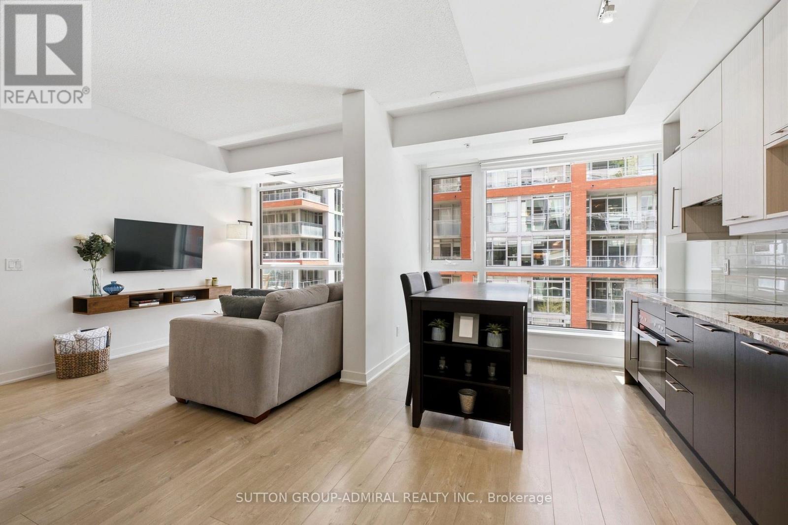 312 - 30 Nelson Street, Toronto, Ontario  M5V 0H5 - Photo 4 - C13603816
