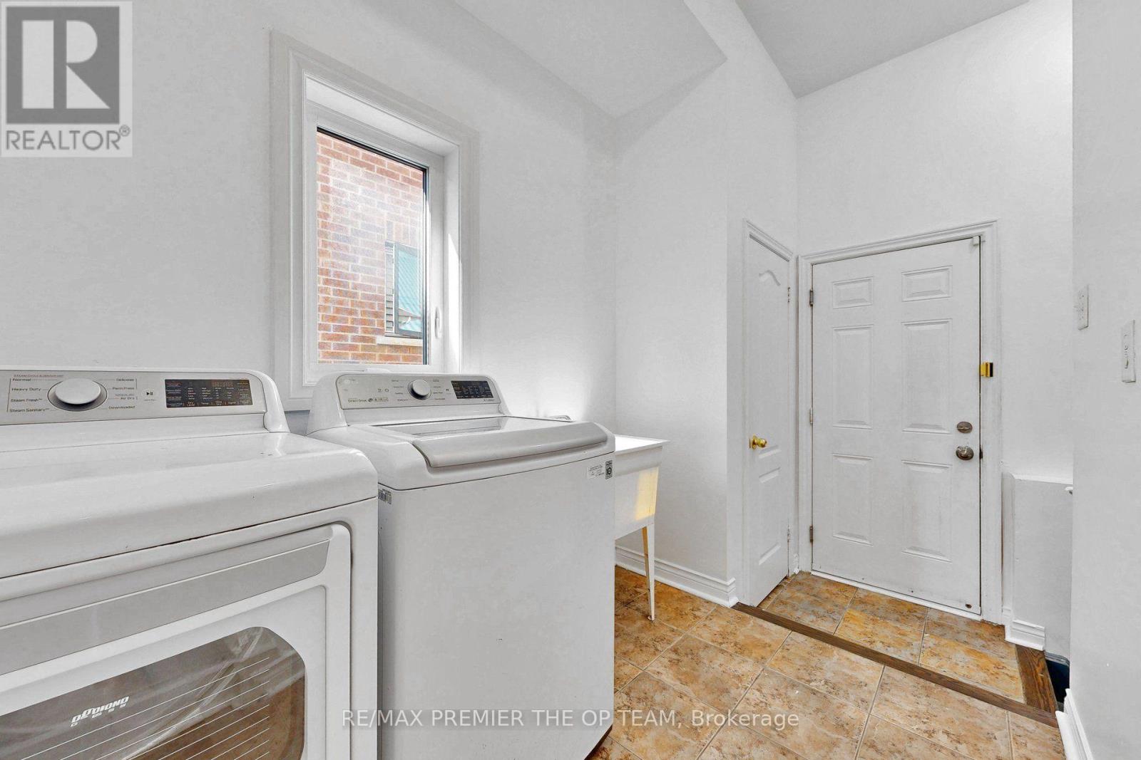 59 Chatterson Street, Whitby, Ontario  L9G 1B6 - Photo 23 - E13603642