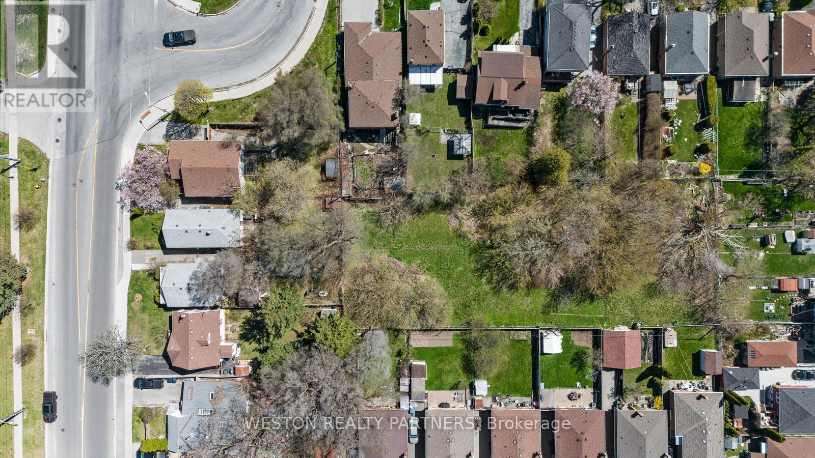 372-374 Kennedy Road, Toronto, Ontario  M1K 2A5 - Photo 3 - E13603706