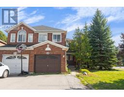 406 PINNACLE TRAIL, Aurora, Ontario
