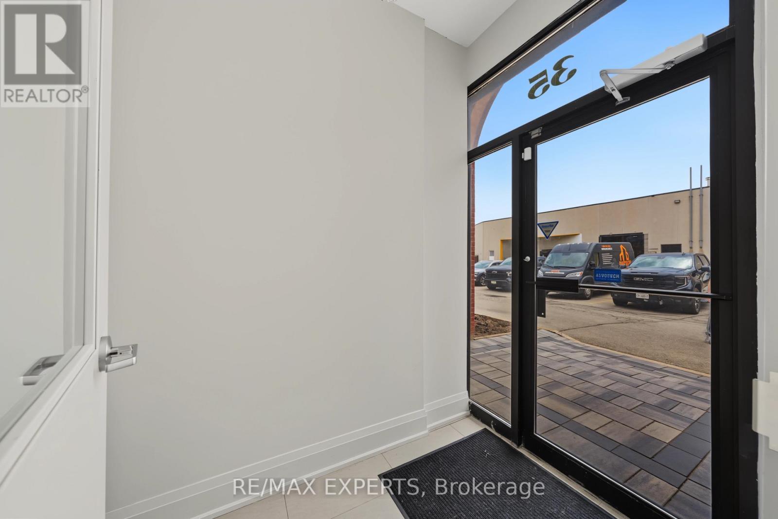 35 - 400 Creditstone Road, Vaughan, Ontario  L4K 3Z3 - Photo 4 - N13603652