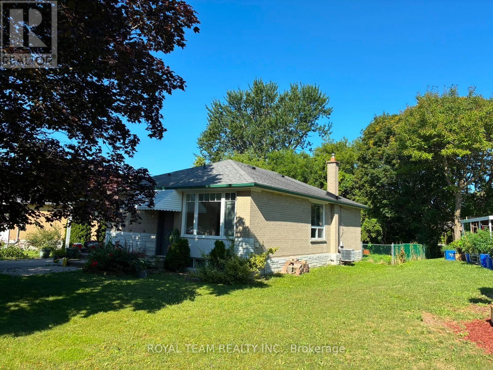36 Child Drive, Aurora, Ontario  L4G 1Y5 - Photo 4 - N13603678