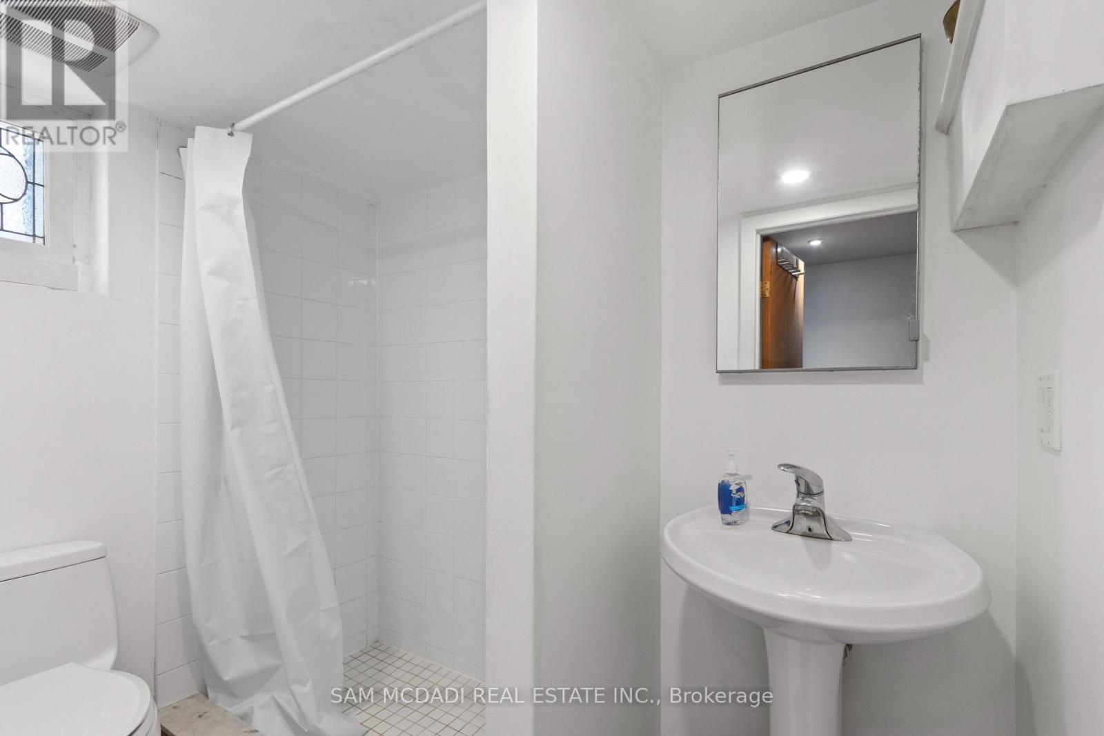 1088 Cherriebell Road, Mississauga, Ontario  L5E 2R3 - Photo 21 - W13603604