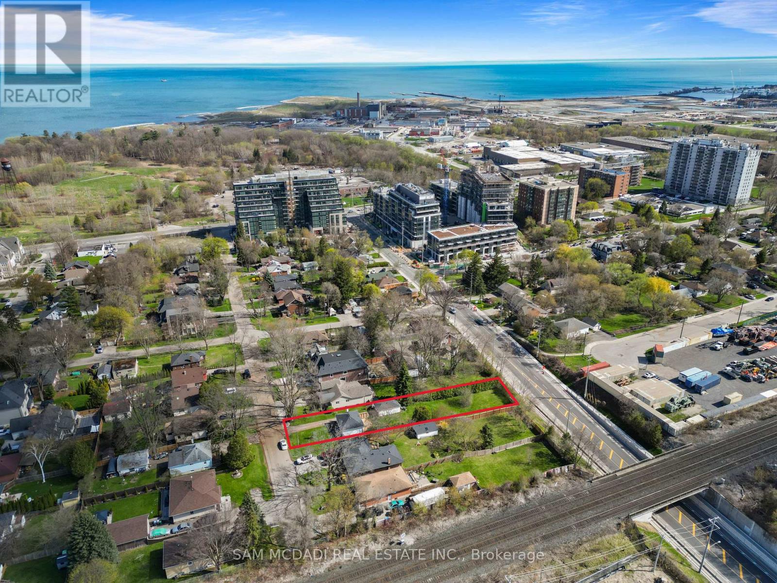 1088 Cherriebell Road, Mississauga, Ontario  L5E 2R3 - Photo 37 - W13603604