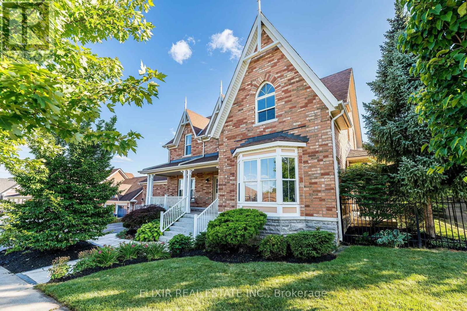 76 North Riverdale Drive, Caledon, Ontario  L7C 1L1 - Photo 1 - W13603620