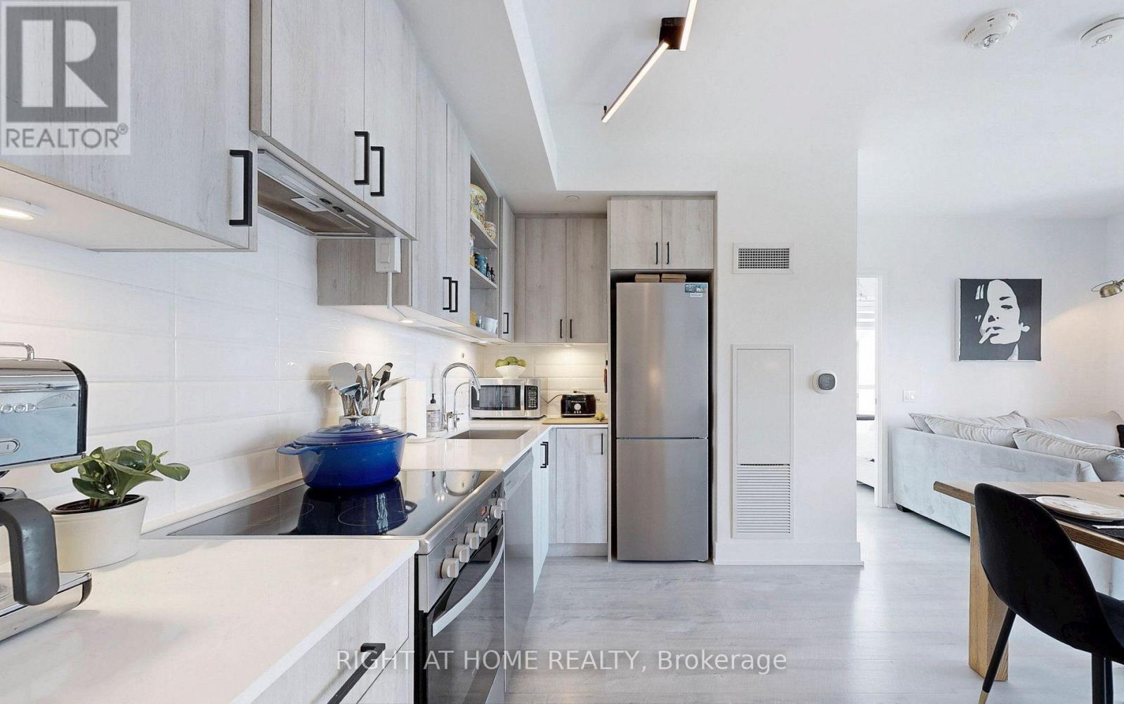 507 - 50 George Butchart Drive, Toronto, Ontario  M3M 2H3 - Photo 8 - W13603718