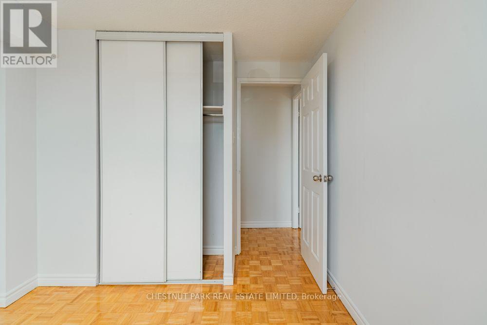 202 - 1060 Caven Street, Mississauga, Ontario  L5G 4J5 - Photo 13 - W13603750