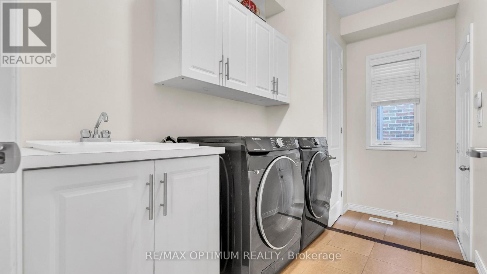 37 Island Grove, Brampton, Ontario  L6X 0Y1 - Photo 18 - W13603808
