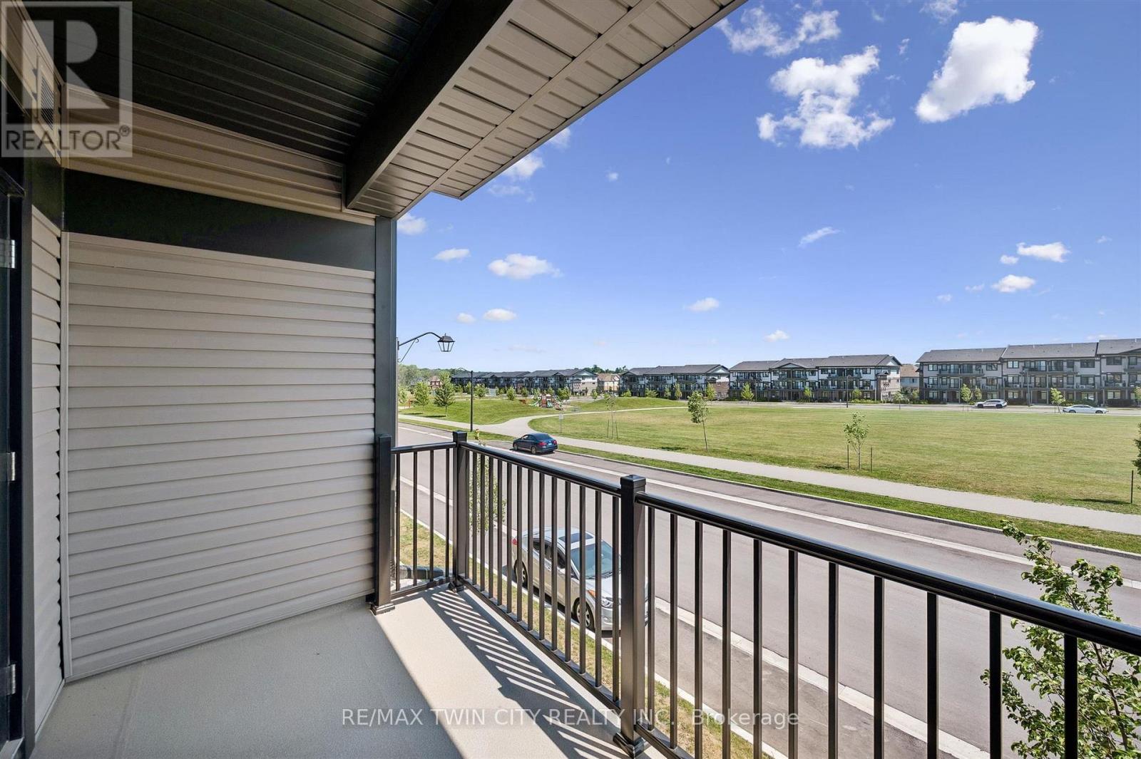 8 Oat Lane, Kitchener, Ontario  N2R 0T1 - Photo 32 - X13603682