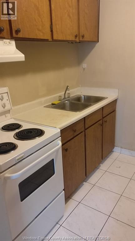 3044 Sandwich Unit# 203, Windsor, Ontario  N9C 1A4 - Photo 8 - 26017952