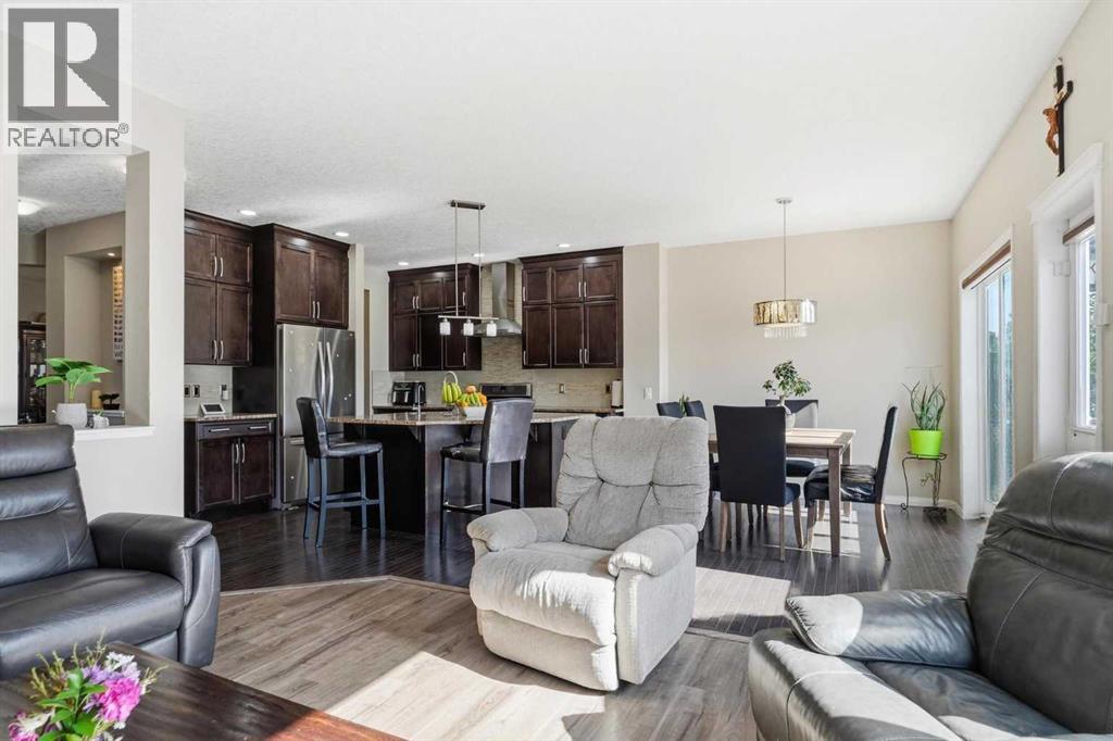19 Hillcrest Link SW, Airdrie, Alberta