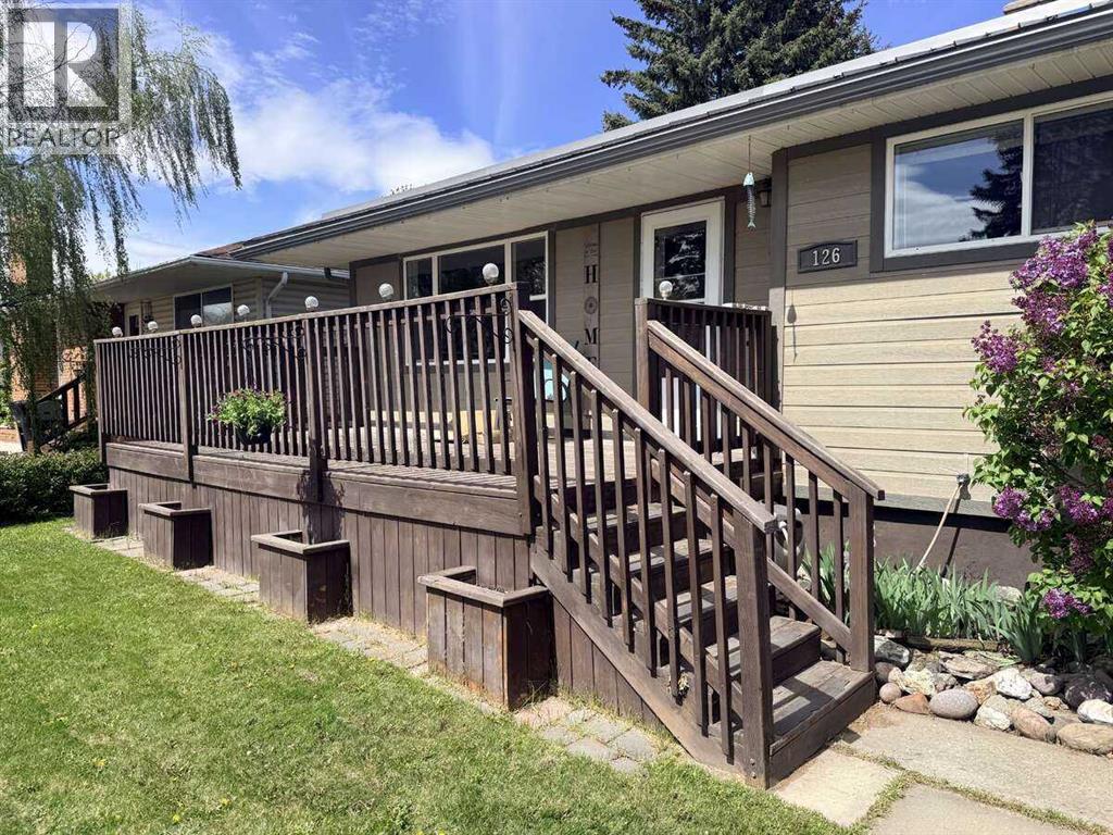 126 Douglas Drive, Hinton, Alberta  T7V 1C1 - Photo 2 - A2324794