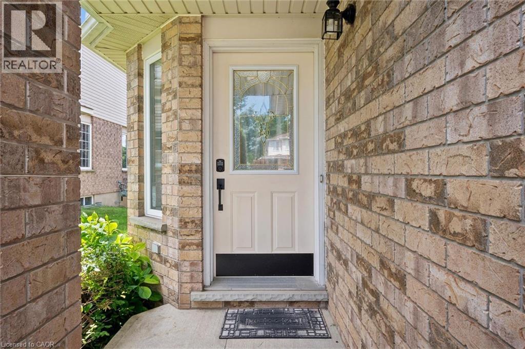 26 Critcher Avenue, Cambridge, Ontario  N1T 2C5 - Photo 3 - 40850441