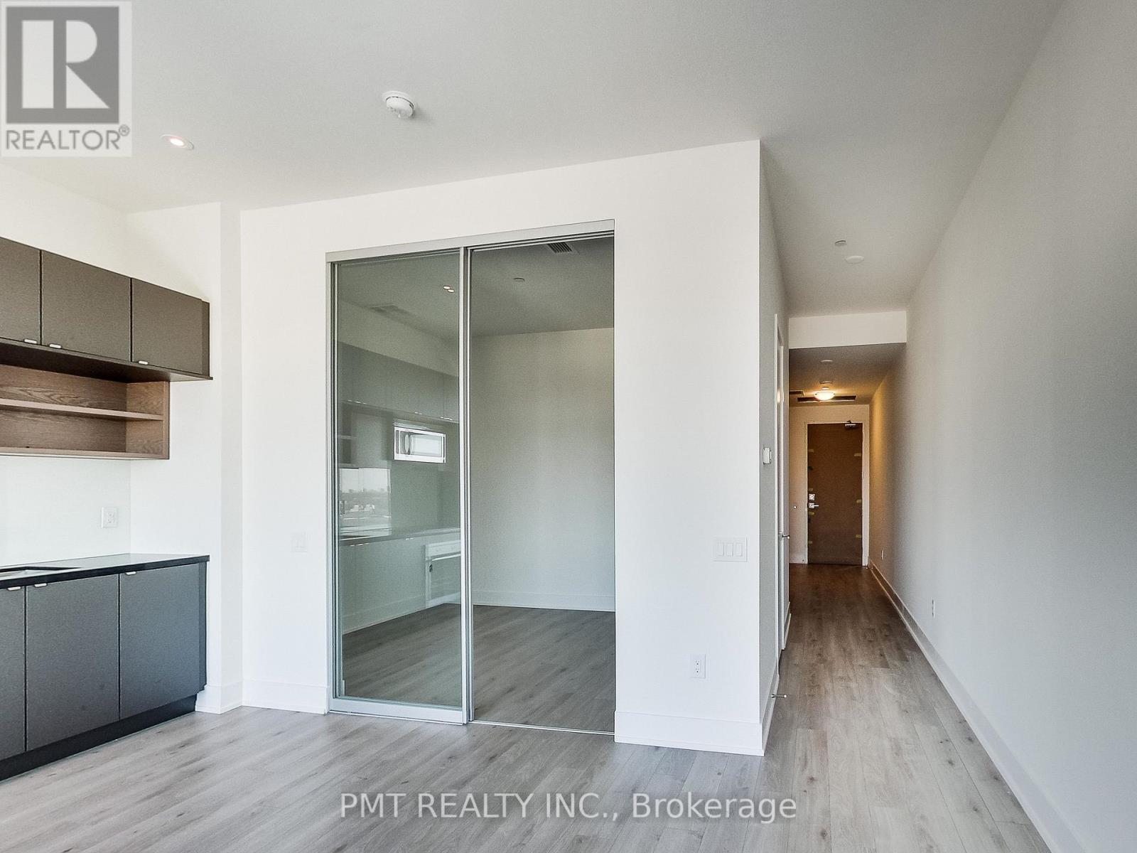 1525 - 111 St. Clair Avenue W, Toronto, Ontario  M4V 1N5 - Photo 2 - C13603948