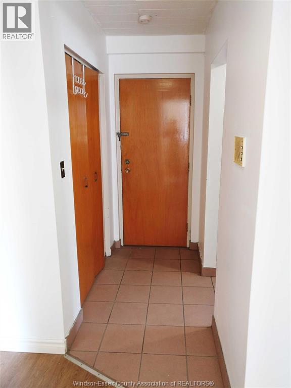 3044 Sandwich Unit# 202, Windsor, Ontario  N9C 1A4 - Photo 4 - 26017954