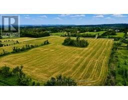22 SYDENHAM TRAIL W, Clearview, Ontario