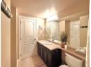 1089 Sunset Drive Unit# 208, Kelowna, BC V1Y 9Z3