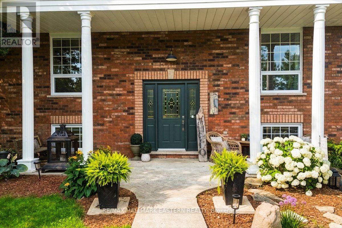 11 Hillside Drive, Selwyn, Ontario  K0L 1T0 - Photo 3 - X13604020