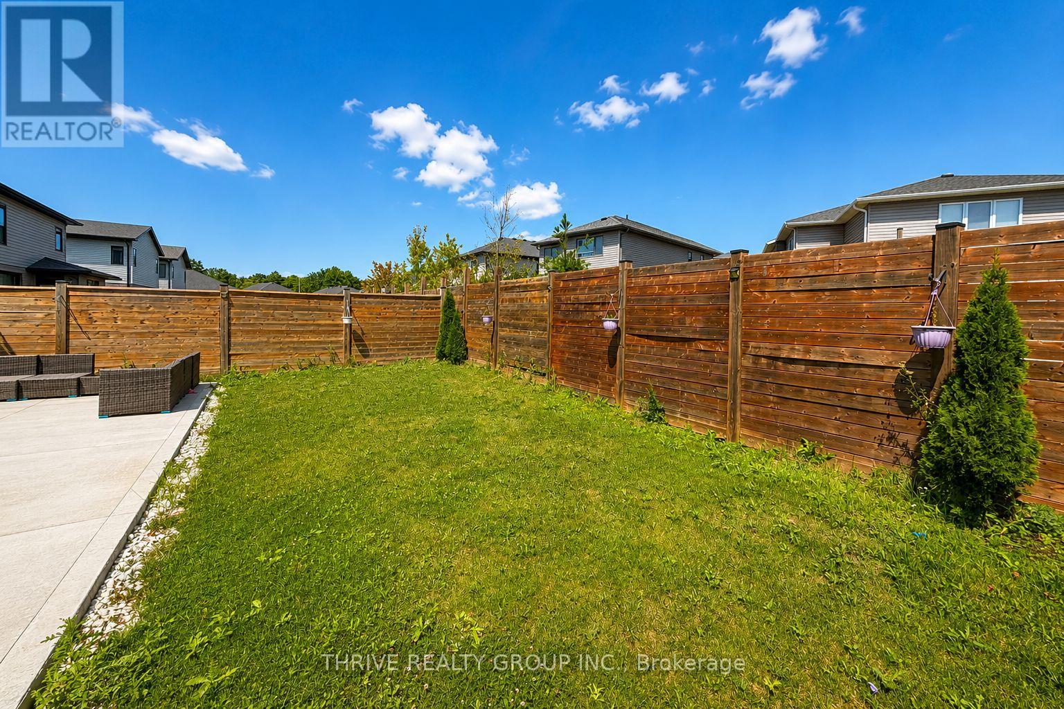 1340 John Kenney Drive, London North, Ontario  N6G 0Y1 - Photo 4 - X13603952