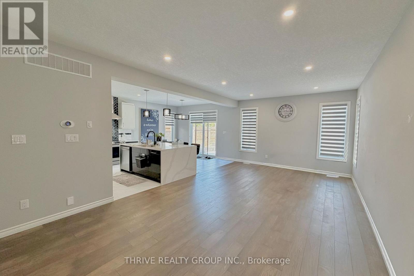 1340 John Kenney Drive, London North, Ontario  N6G 0Y1 - Photo 7 - X13603952