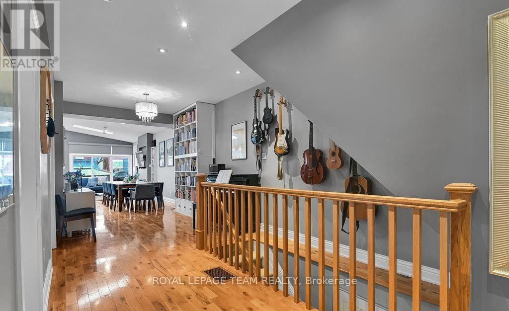 1 - 212 Flora Street, Ottawa, Ontario  K1R 5R7 - Photo 3 - X13604016