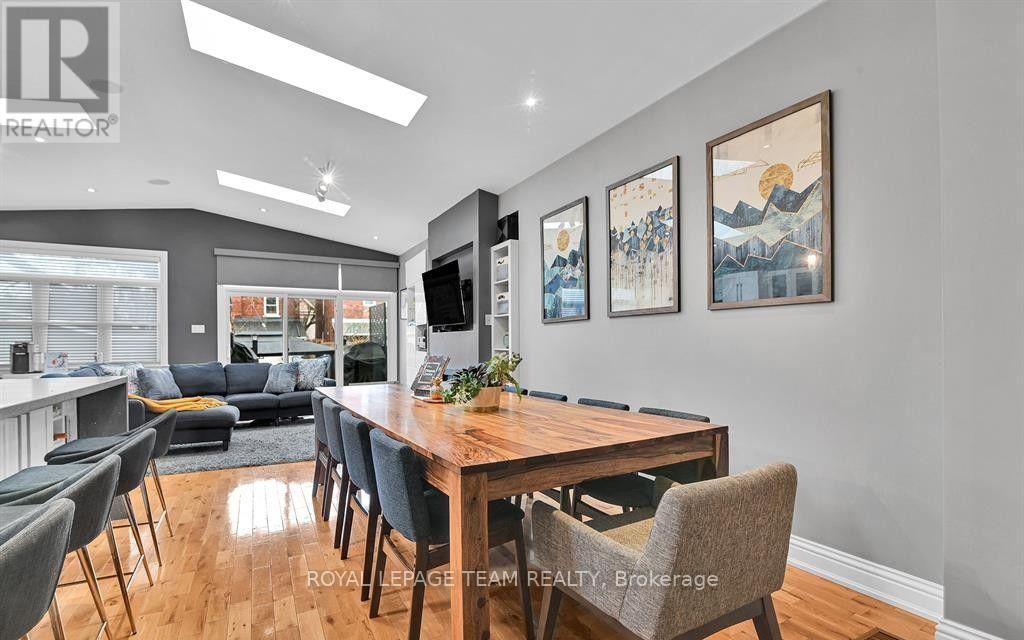 1 - 212 Flora Street, Ottawa, Ontario  K1R 5R7 - Photo 4 - X13604016