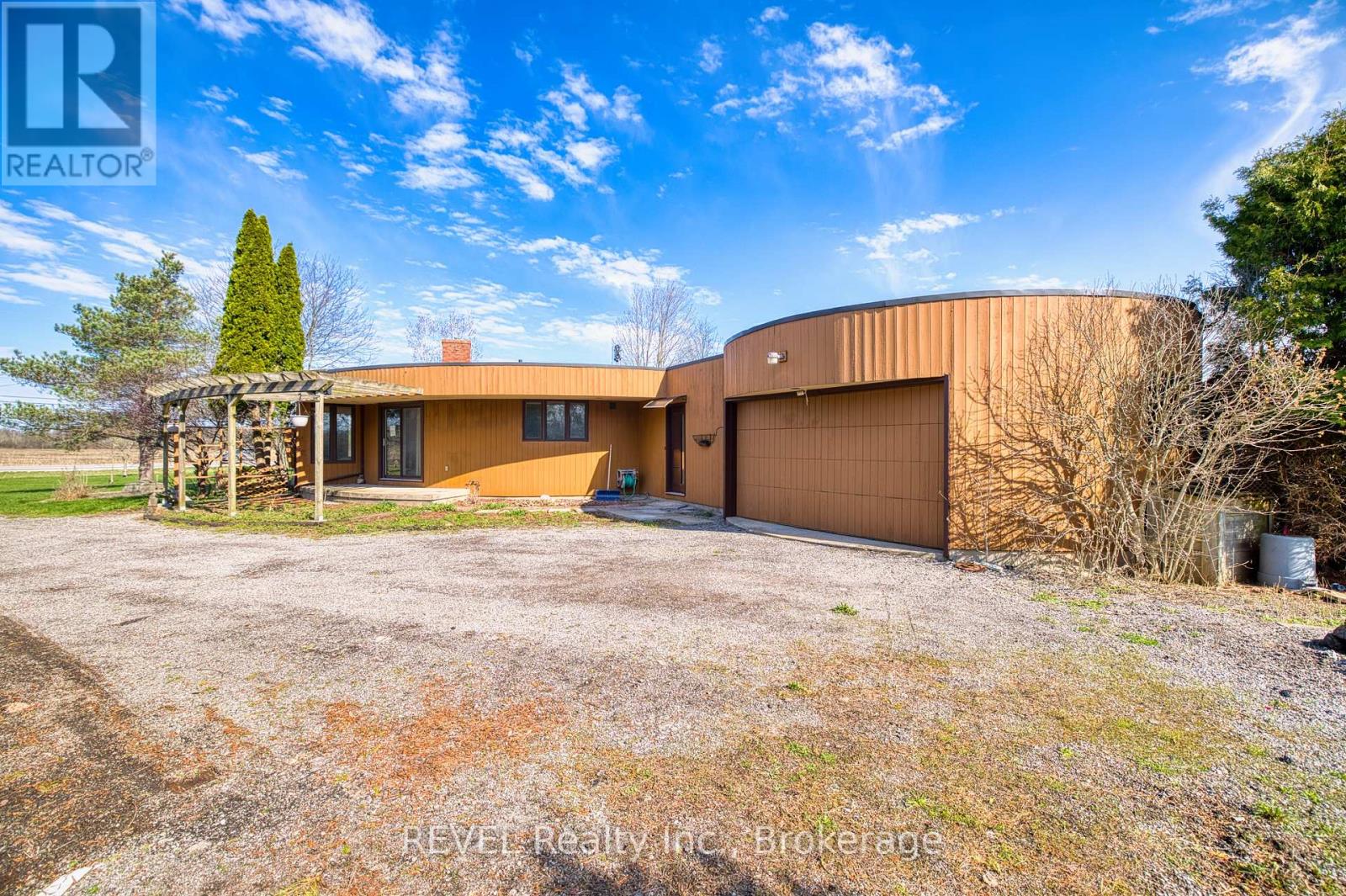 9572 Sodom Road, Niagara Falls (Lyons Creek), Ontario L2G 0S7 - Photo 5 - X13604062
