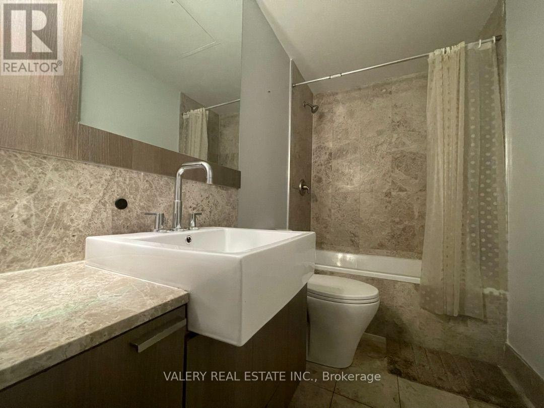 1114 - 88 Blue Jays Way, Toronto, Ontario  M5V 0L7 - Photo 6 - C13603960