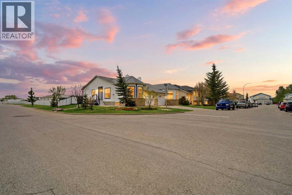 55 Ross Place, Crossfield, Alberta