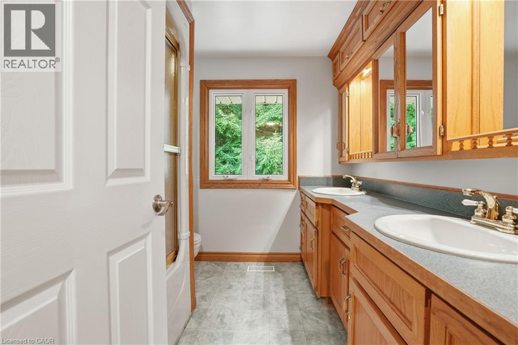 38 Kingsway Boulevard, Grimsby, Ontario  L3M 3E7 - Photo 16 - 40850224