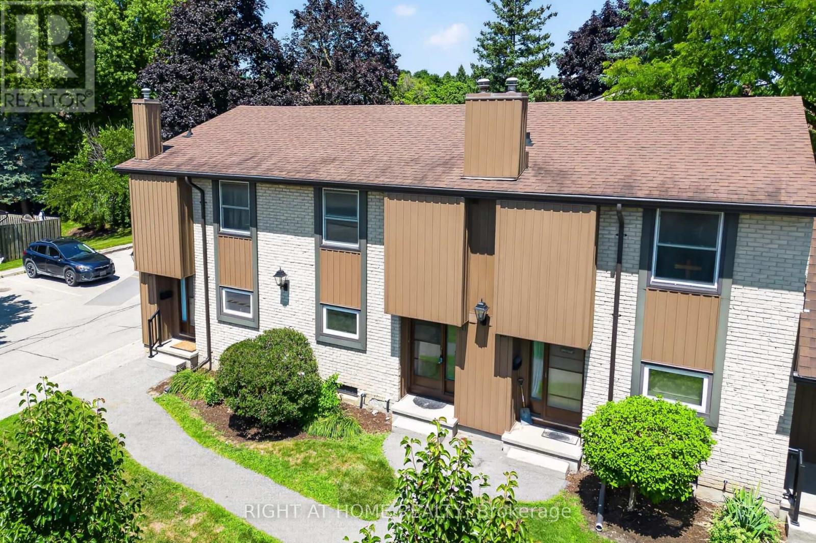 11 - 215 GLAMIS ROAD, Cambridge, Ontario