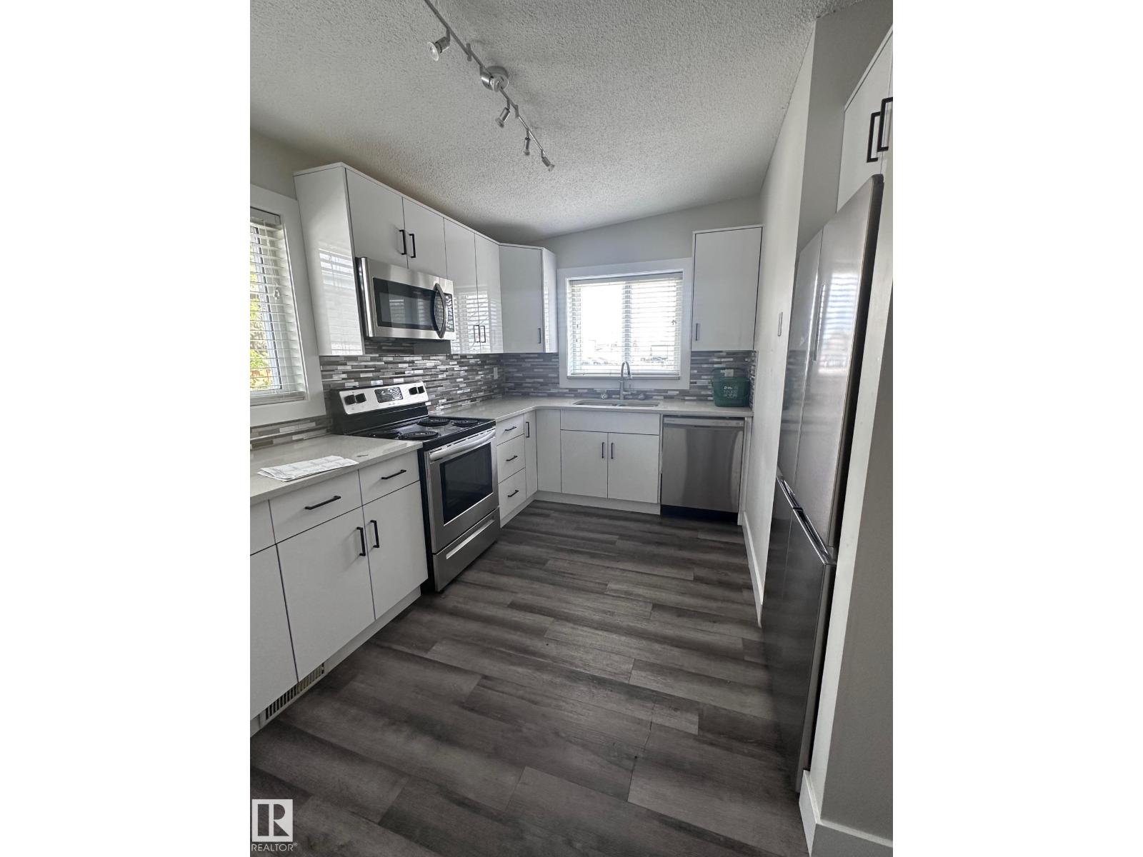 7604 7606 75 St NW, Edmonton, Alberta  T6C 2E9 - Photo 16 - E4500633