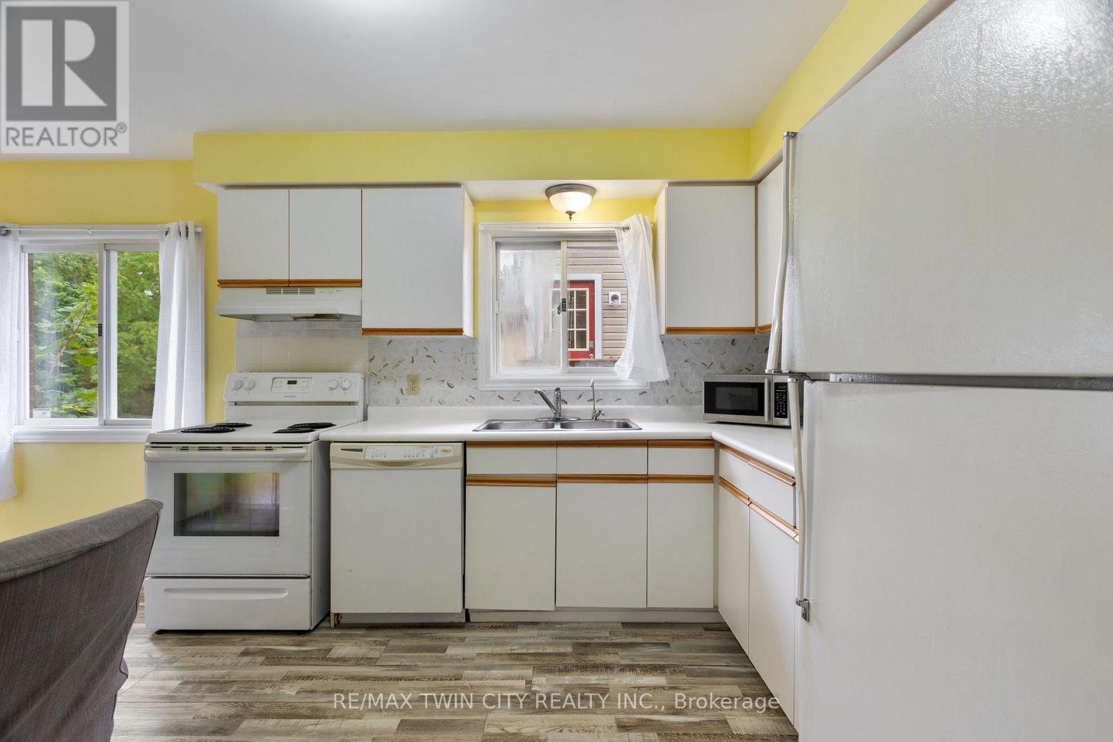 25 Saunby Street, London North, Ontario N6G 1A2 - Photo 14 - X13597898