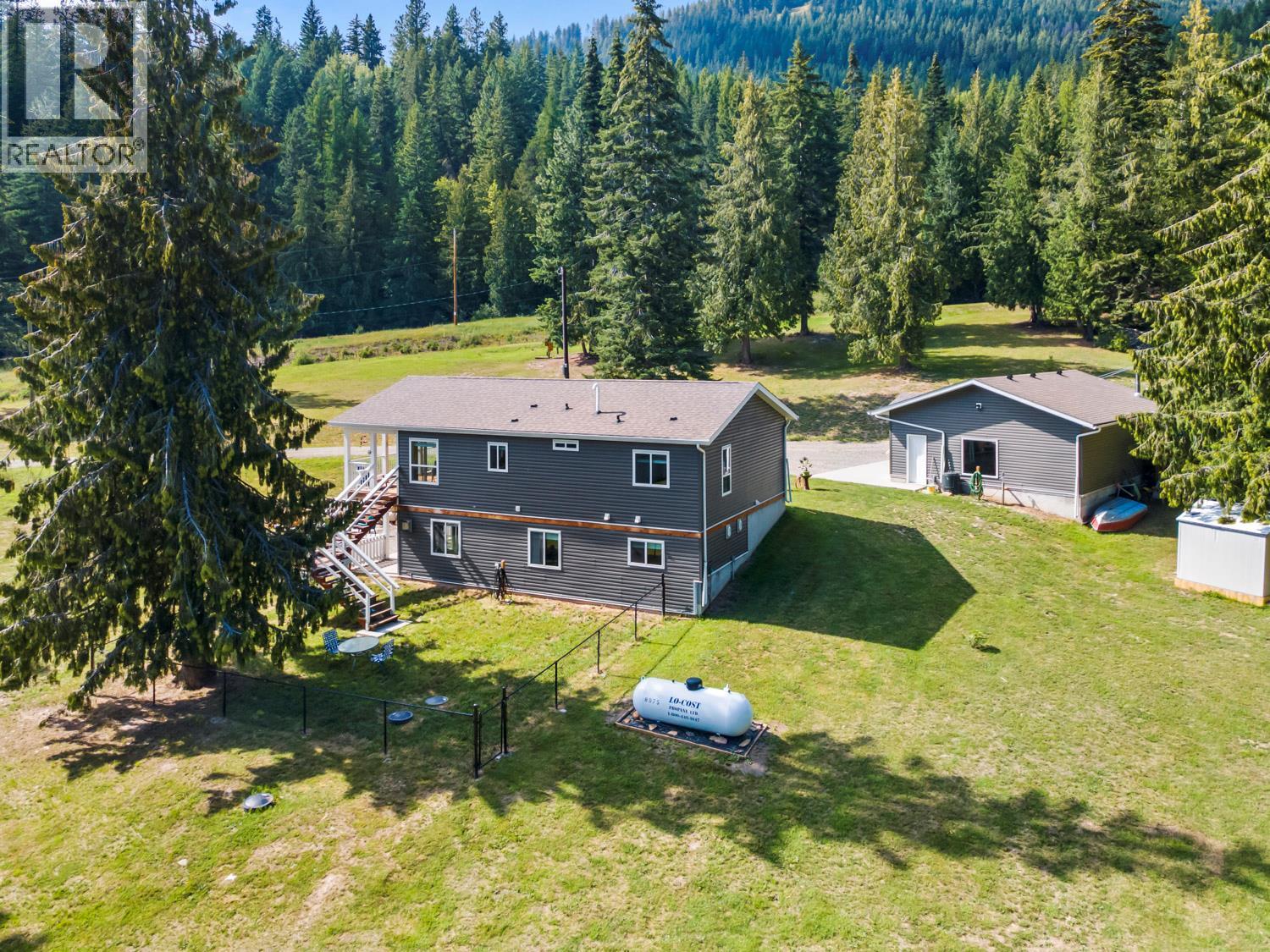 1100 Bear Brook Road, Arrow Creek, British Columbia V0B 1G8 - Photo 2 - 10395420