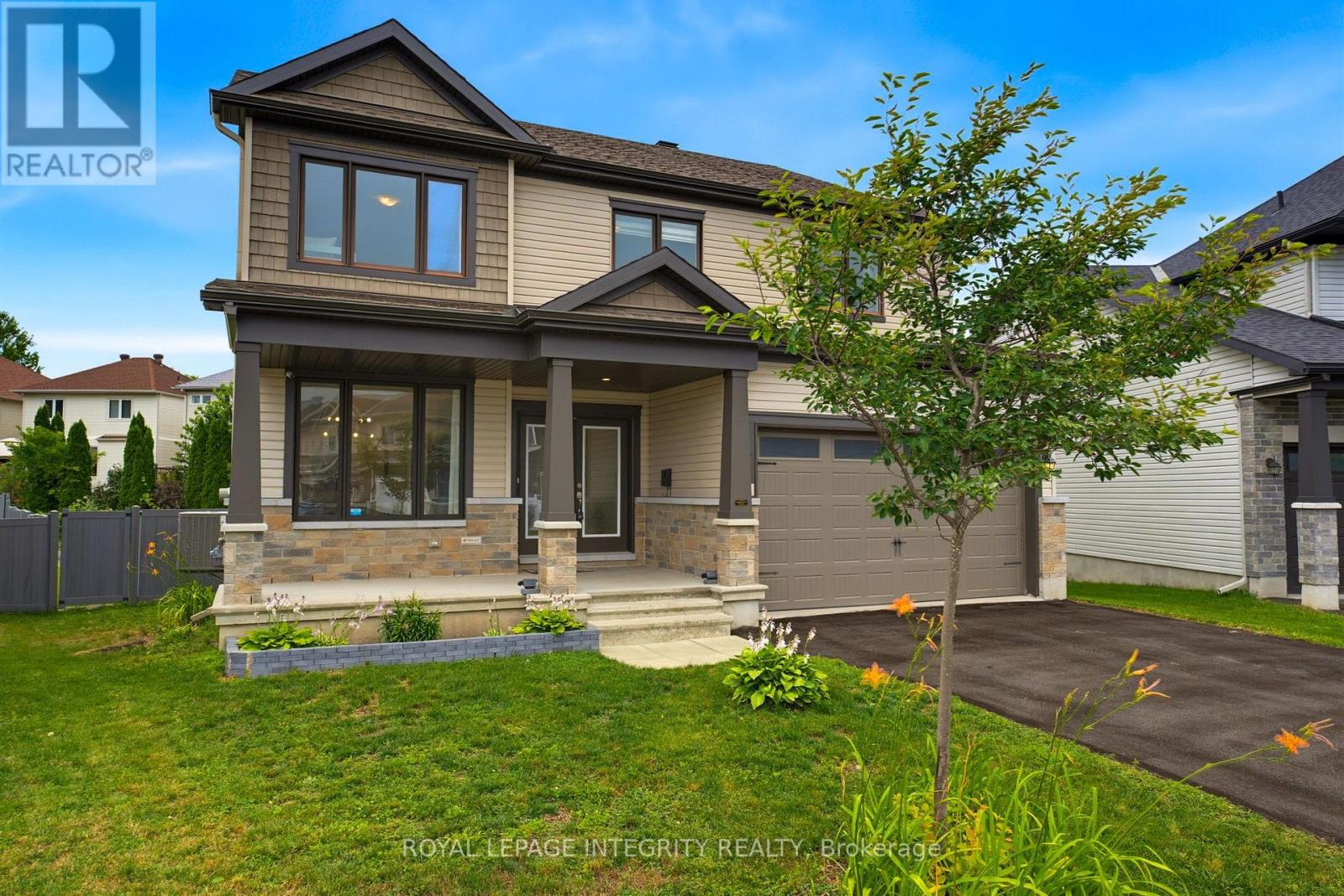127 Hickstead Way, Ottawa, Ontario K2S 0Z5 - Photo 2 - X13604212