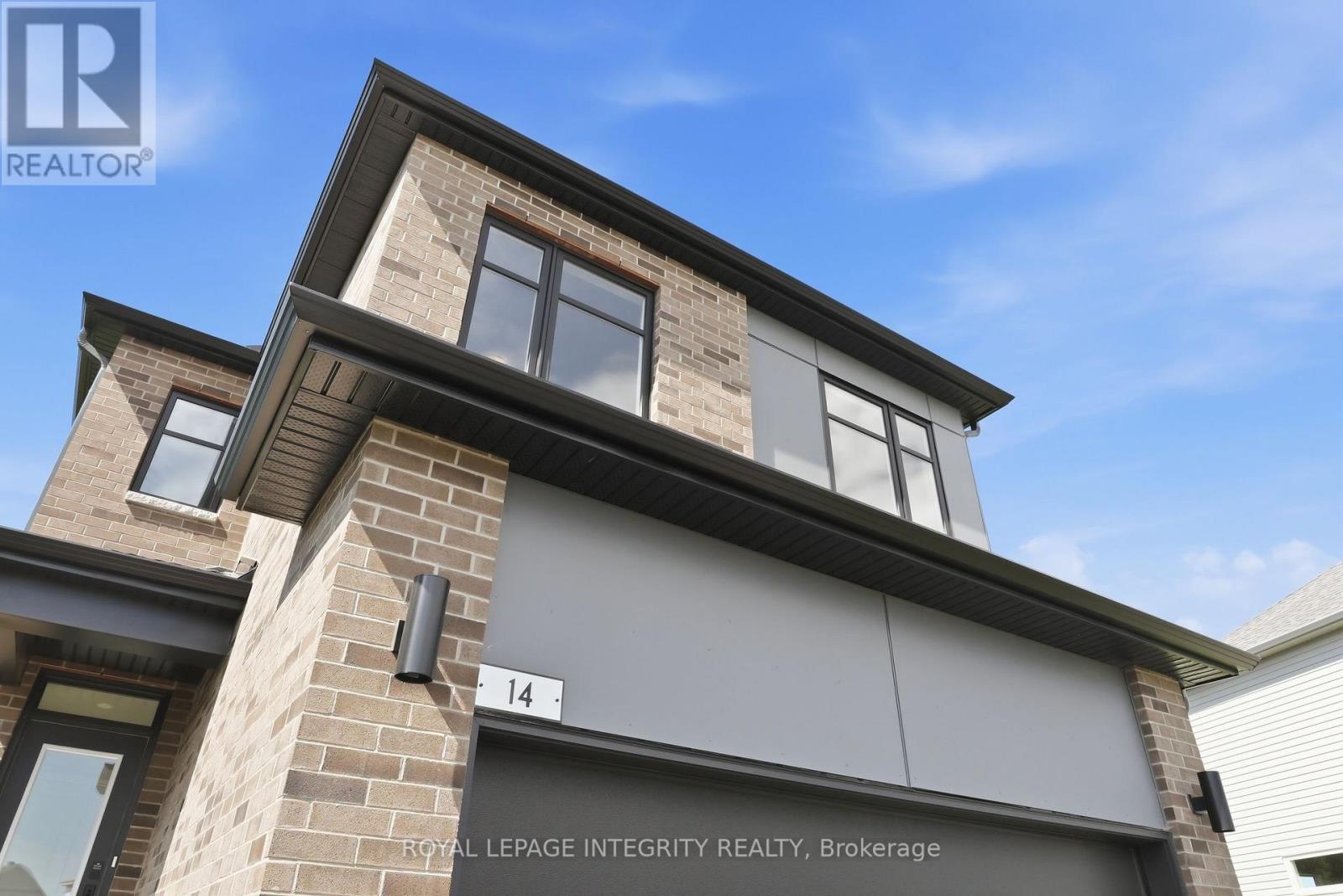 14 Academie Street, Russell, Ontario  K0A 1W0 - Photo 3 - X13604232